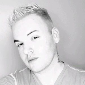 Meet your Posher, Carl